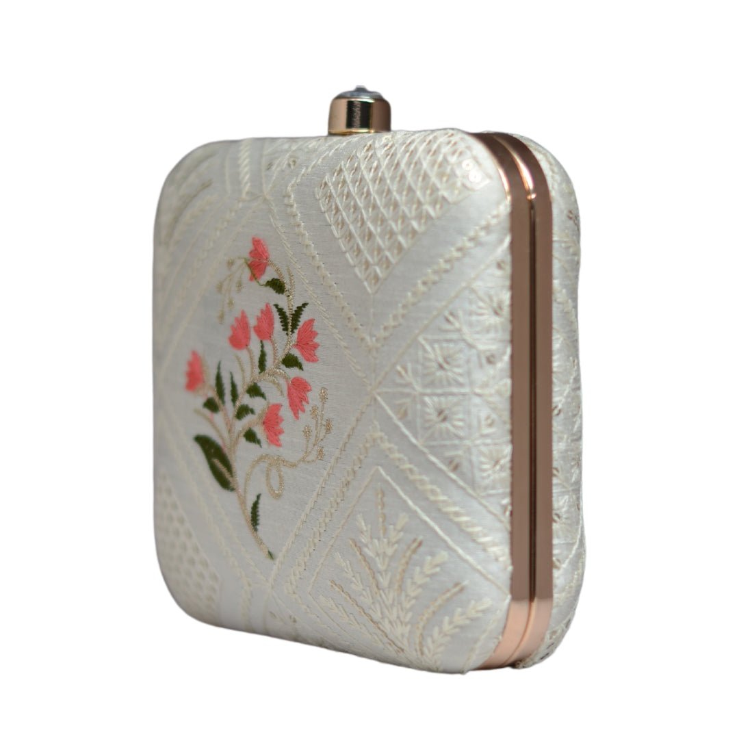 Artklim White And Pink Floral Embroidery Clutch