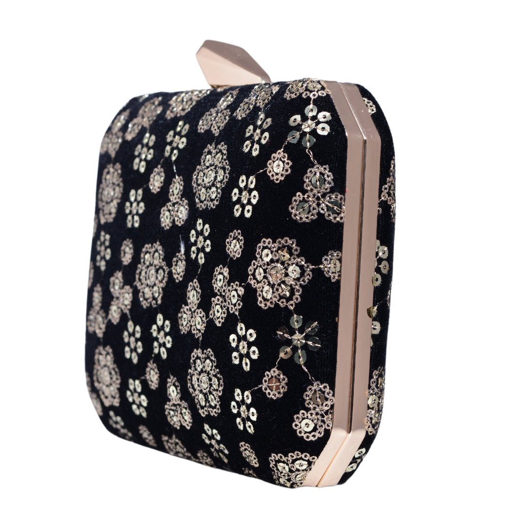 Black Floral Sequins Embroidery Party Clutch