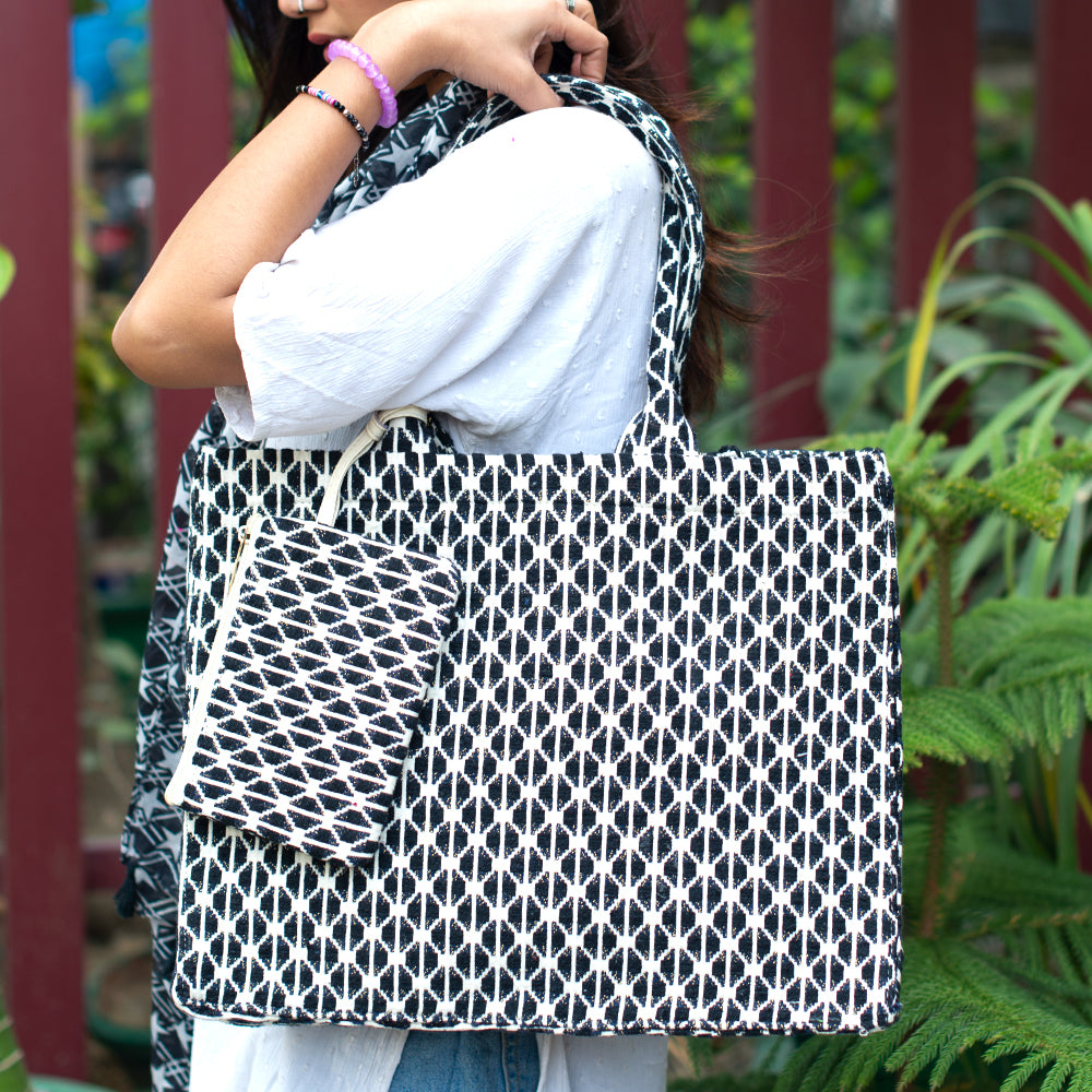 Black And White Jacquard Box Style Tote bag