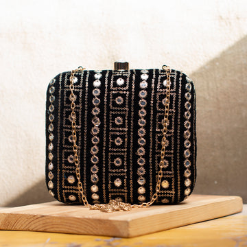 Black Mirror Sequins Embroidery Clutch