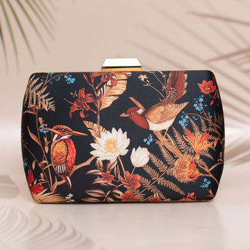 Black Birds Island Printed Clutch