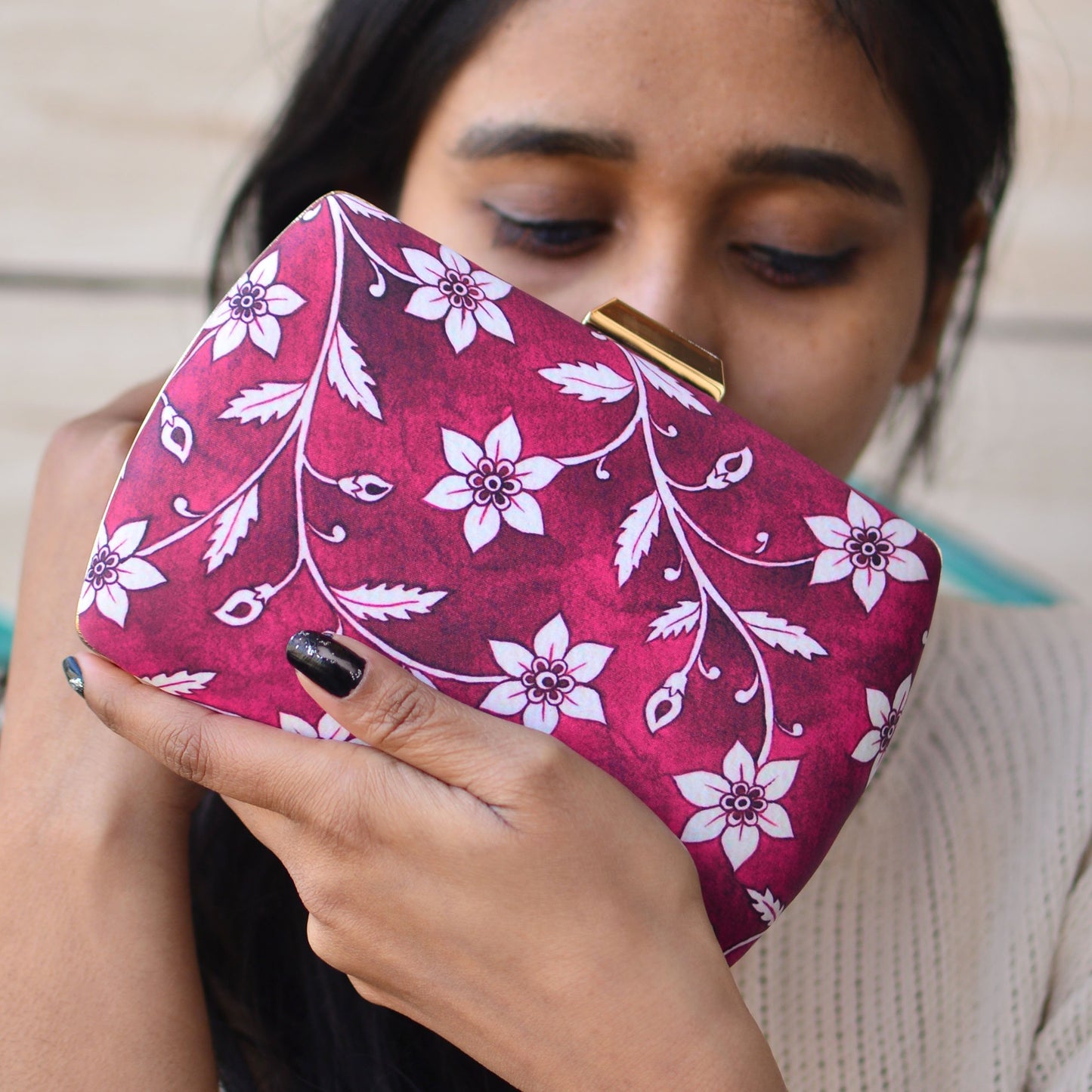 Artklim Pink and White Floral Printed Clutch