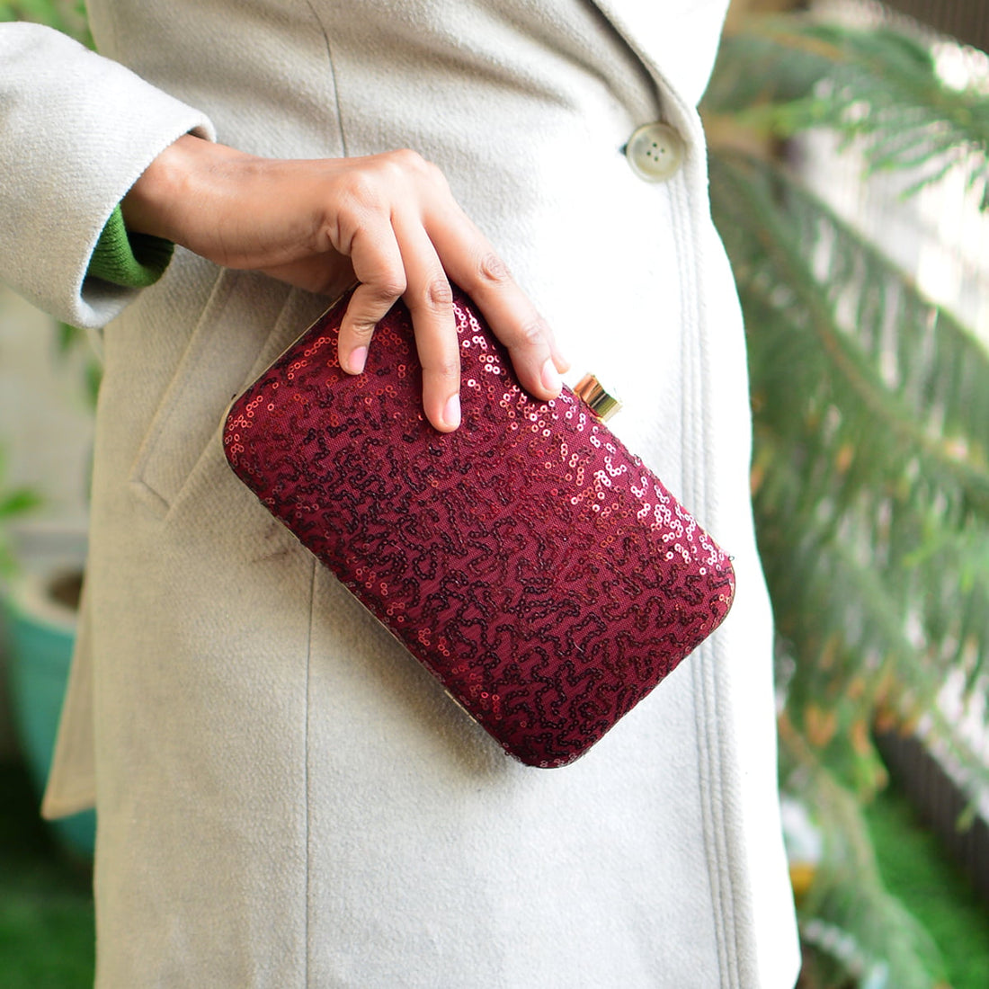 Artklim Maroon Sequins Party Clutch