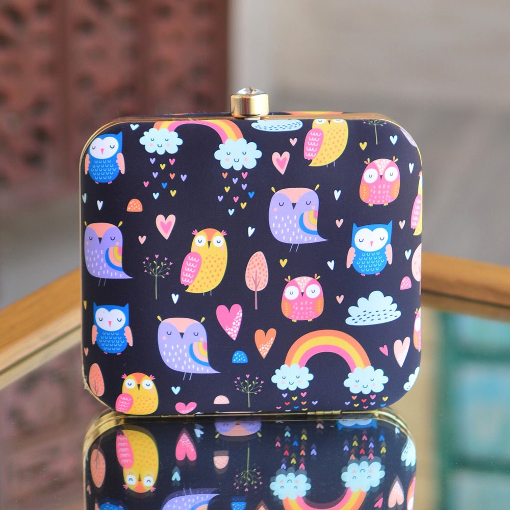 Mother Daughter Twinning Printed Clutch