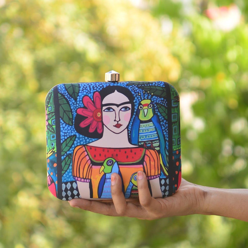 Mother Daughter Twinning Printed Clutch