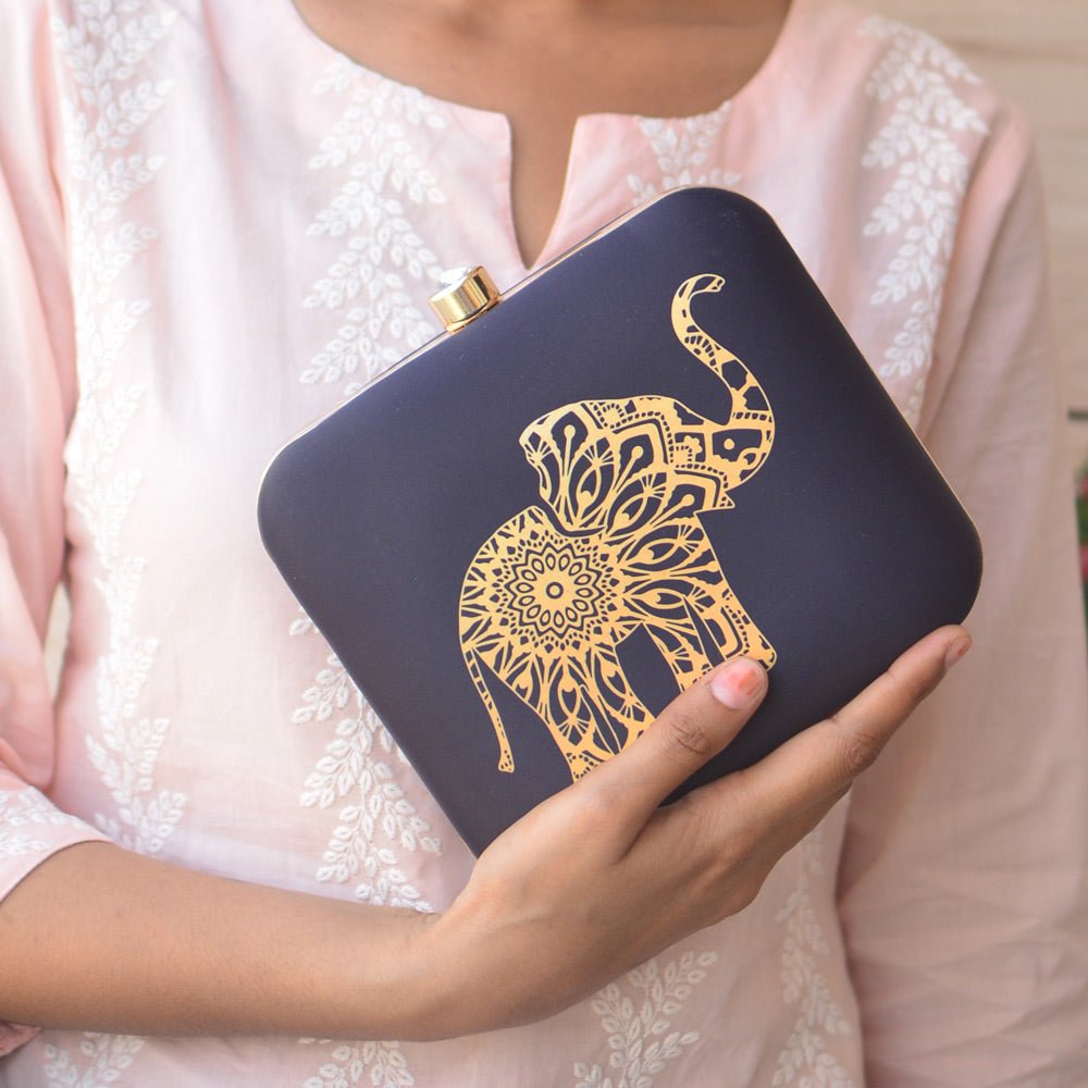 Mother Daughter Twinning Printed Clutch