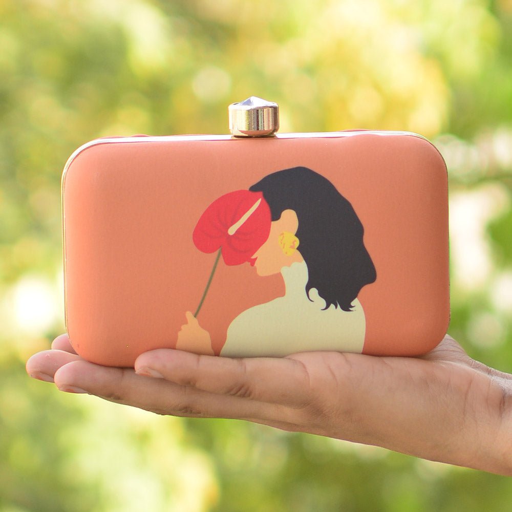 Mother Daughter Twinning Printed Clutch