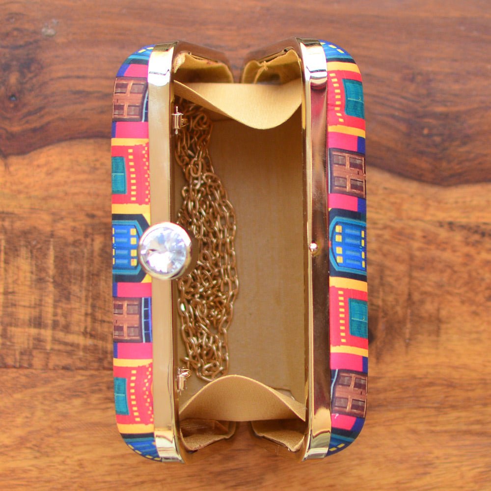 Mother Daughter Twinning Printed Clutch