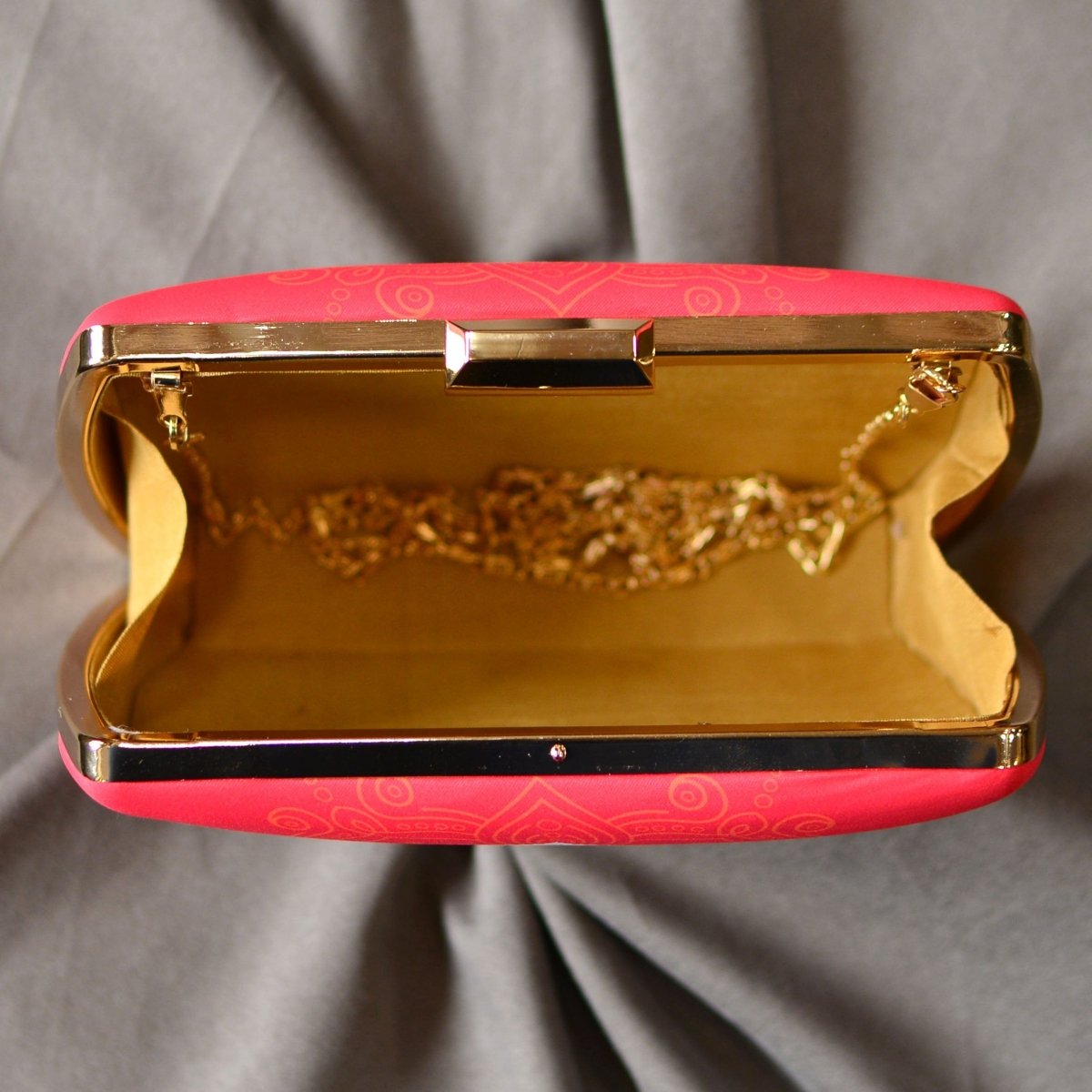 Artklim Red Durga Face Printed Clutch