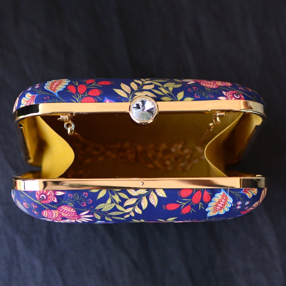 Artklim Blue Floral Printed Clutch
