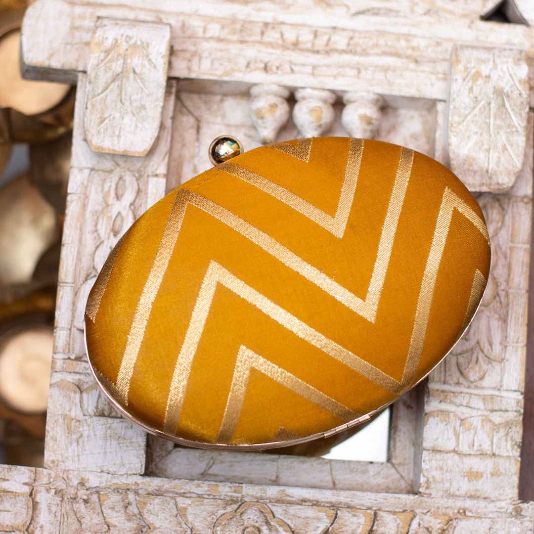 Artklim Golden Zig-Zag Mustard Base Clutch